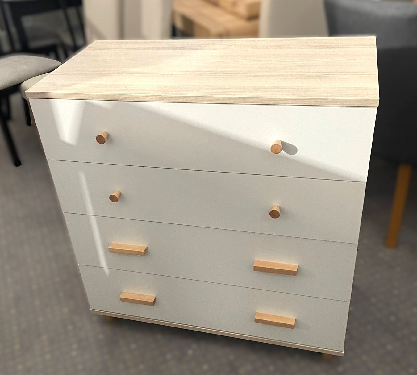 Assembled Habitat Melby 4 Chest of Drawers - White and Acacia